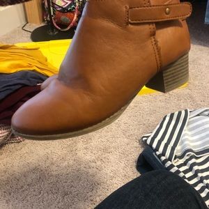 Old navy boots